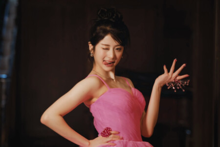 Yunjin LE SSERAFIM Unforgiven LE SSERAFIM Unforgiven Yunjin