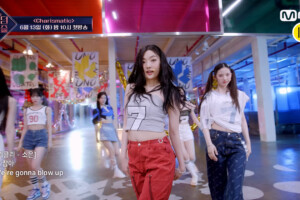Weeekly Soeun PICK on the top Queendom Puzzle