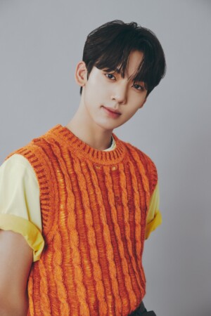 ZEROBASEONE Han Yujin Profile Photo ZEROBASEONE Han Yujin Profile Photo