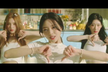 ITZY Yuna None of my Business ITZY Yuna None of my Business