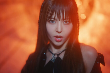 EVERGLOW E:U Slay EVERGLOW E:U Slay