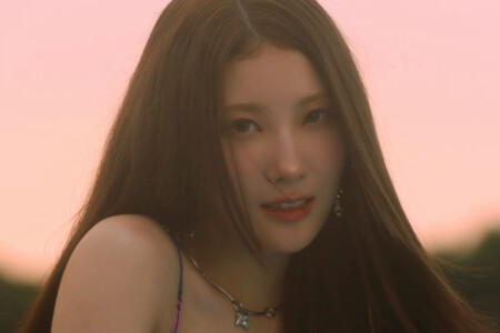Purple Kiss Chaein 7Heaven