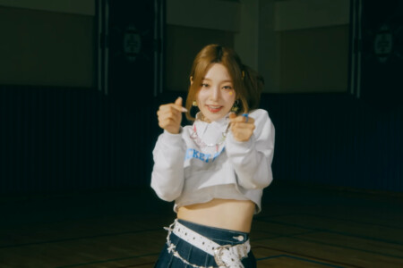 Rocket Punch Yeonhee Boom
