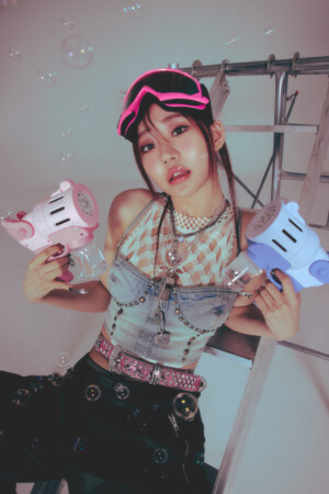 KISS OF LIFE Julie Born to Be XX Concept KISS OF LIFE Julie Born to Be XX Concept