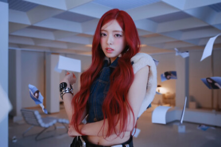 ITZY Yuna Mr. Vampire ITZY Yuna Mr. Vampire