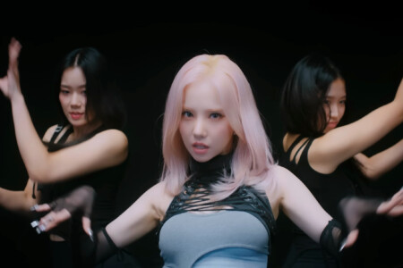 VIVIZ Eunha Untie