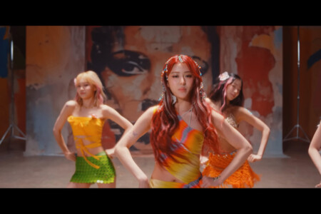 LE SSERAFIM Yunjin Smart