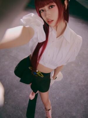 IVE Yujin Switch Teaser IVE Yujin Switch Teaser