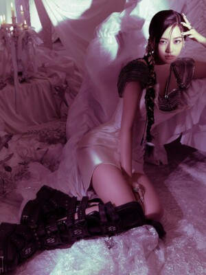 IVE Yujin Switch Teaser IVE Yujin Switch Teaser