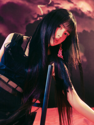 STAYC Yoon Metamorphic