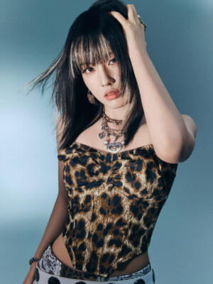 STAYC Yoon Metamorphic