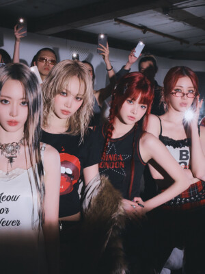 LE SSERAFIM Crazy Teaser Concept Compact ver. LE SSERAFIM Crazy Teaser Concept Compact ver.