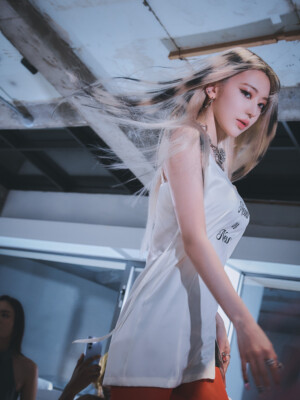 Sakura LE SSERAFIM Crazy Teaser Concept Compact ver. Sakura LE SSERAFIM Crazy