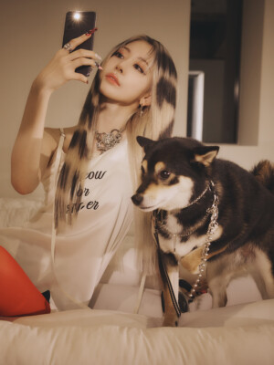 Sakura LE SSERAFIM Crazy Teaser Concept Compact ver. Sakura LE SSERAFIM Crazy