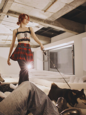 Yunjin LE SSERAFIM Crazy Teaser Concept Compact ver. Yunjin LE SSERAFIM Crazy