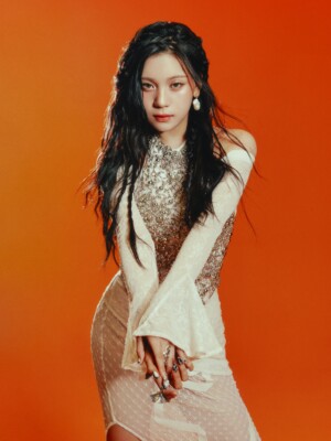 VIVIZ Voyage Umji Teaser 1 ZIG ver. Group VIVIZ Voyage Umji Teaser 1 ZIG ver. Group